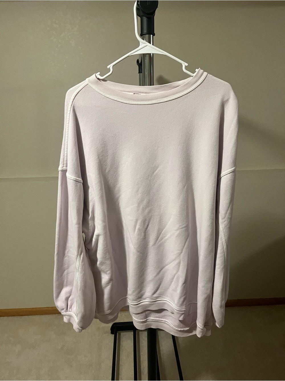 aerie Pale Purple Crewneck Sweatshirt and Shorts